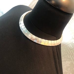 Embossed Japanese Floral Pattern Silver Tone Collar